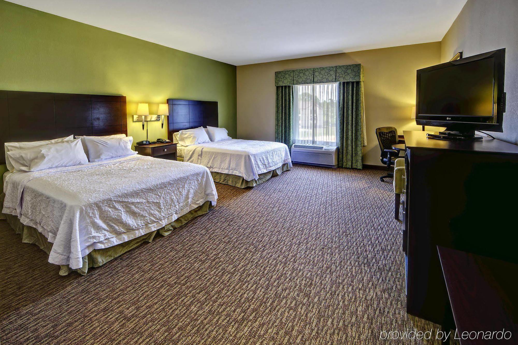 Hampton Inn Crossville Exterior foto